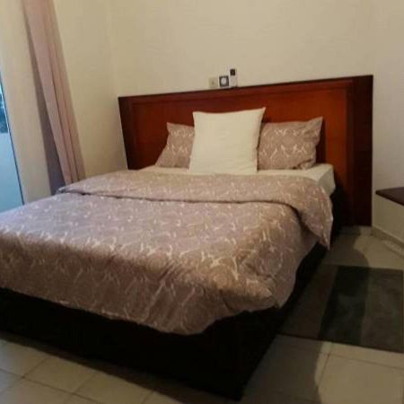Le Buffle Noir Appart D'Hotes Duala Zewnętrze zdjęcie