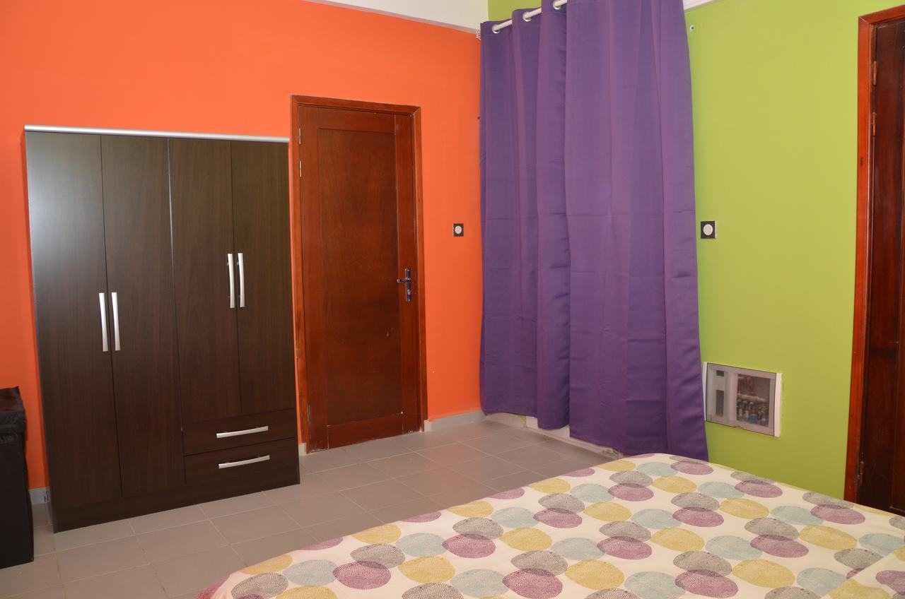 Le Buffle Noir Appart D'Hotes Duala Zewnętrze zdjęcie